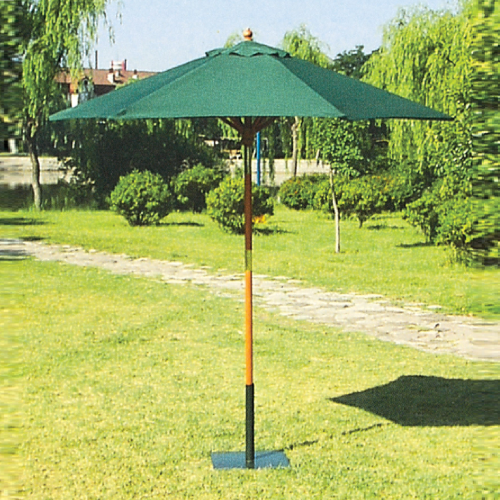 Round umbrella with wooden structure and green top in polyester Ø 250 cm for outdoor garden